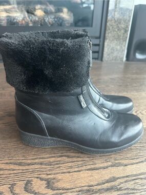 Black Faux-Fur Ankle Boots with Front Zip - Women